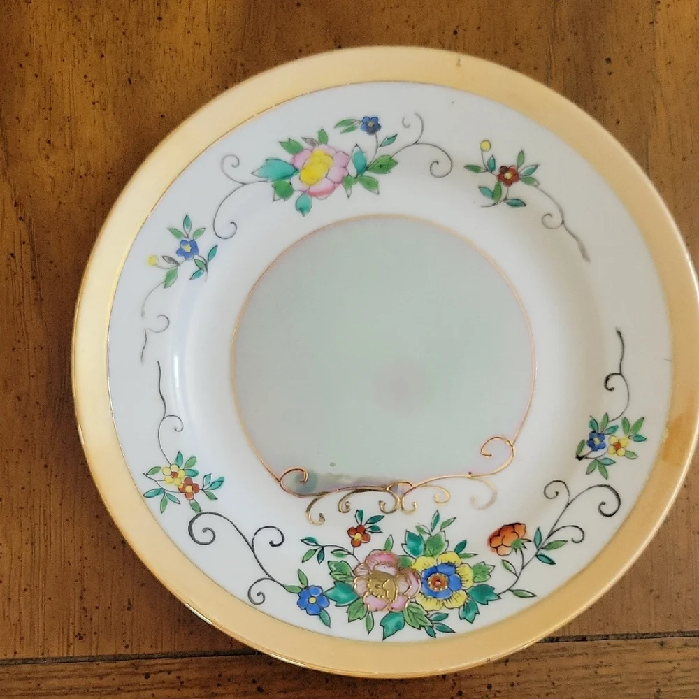 Takito & Co. of JAPAN VINTAGE HAND-PAINTED LUSTERWARE TEA SET